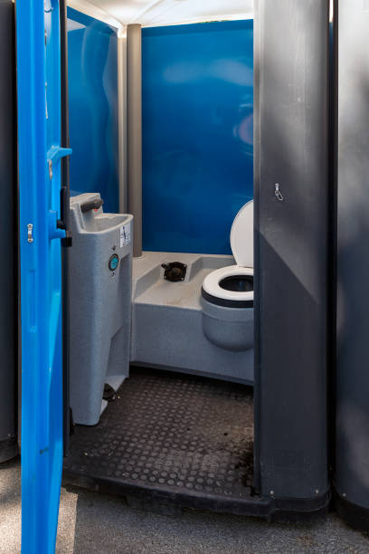 Portable Toilet Options We Offer in Godfrey, IL